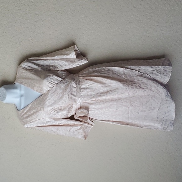 Savanna Jane large champagne leopard print dress - Picture 3 of 15